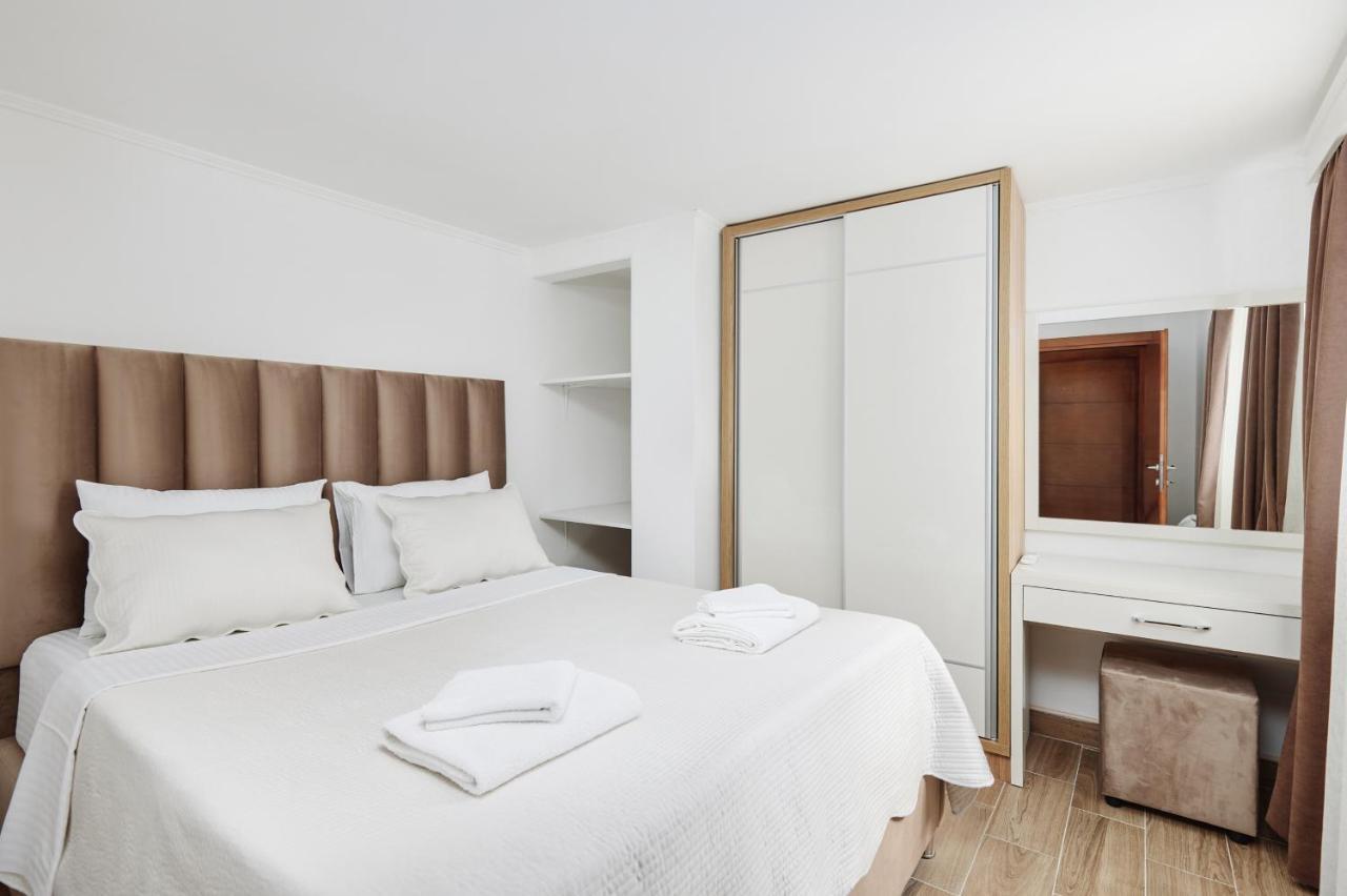 Apartments Rozer コトル エクステリア 写真